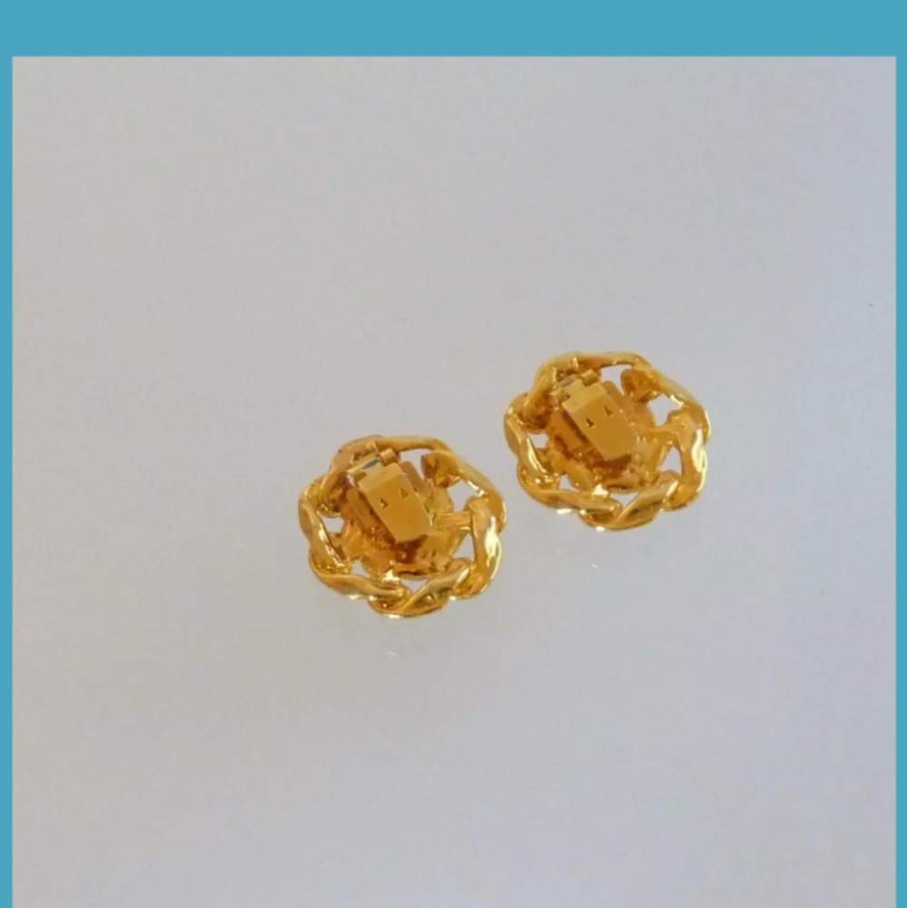 9•2•5 Designer Shoe Clips - Picture 3 of 6